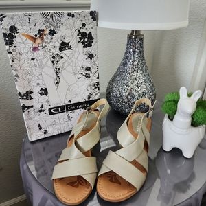 CL By Laundry Sandal, Size 6.5M